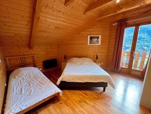 5 bedrooms, travel cot, WiFi - Chalet aux Orres 16/18 sleeps "LeBonChalet (Le Mélézet)