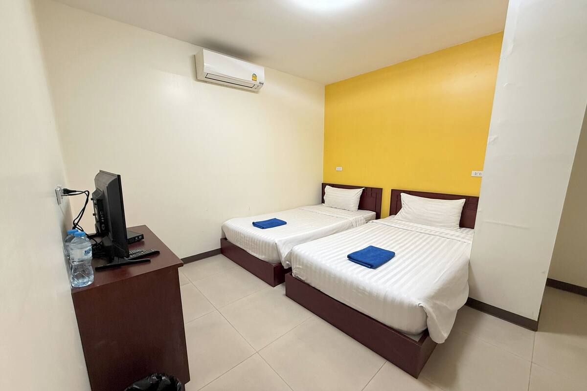 Twin Room, No Windows | Blackout curtains, free WiFi, bed sheets