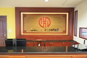Reception - Scala Hostel (Bangkok)