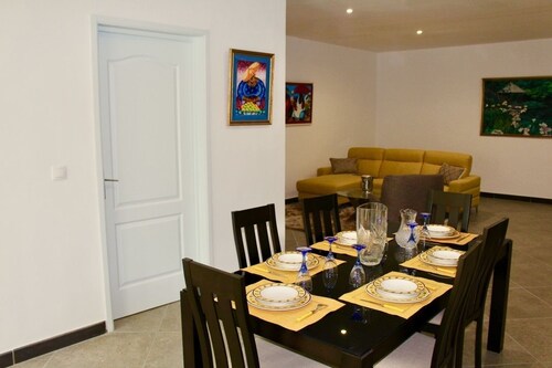 Guest House De Treichville