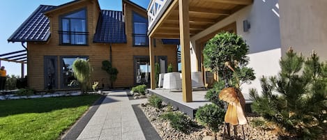 Bagian depan properti