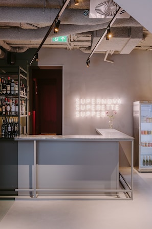 Reception - Supernova Hotel (Rotterdam)