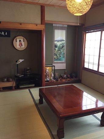 Japanese Style Room for Four Guests | Living room
