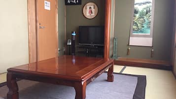 Quarto quádruplo tradicional (Japanese Style) | Sala de estar