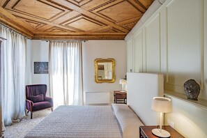 3 dormitorios, tabla de planchar con plancha, wifi gratis y ropa de cama