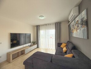 Smart TV, DVD player