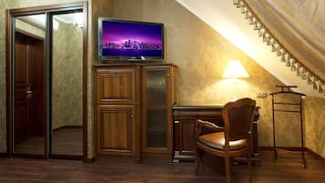Habitación estándar (M) | Zona de estar | Una televisión de pantalla plana