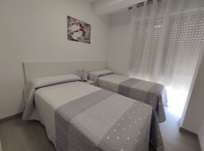 1 bedroom, iron/ironing board, free WiFi