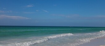 Horizons West #C-3 on Siesta Key 2 Bedroom Villa Beachside at Horizons West