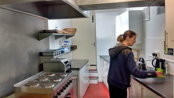 Shared Dormitory | Shared kitchen