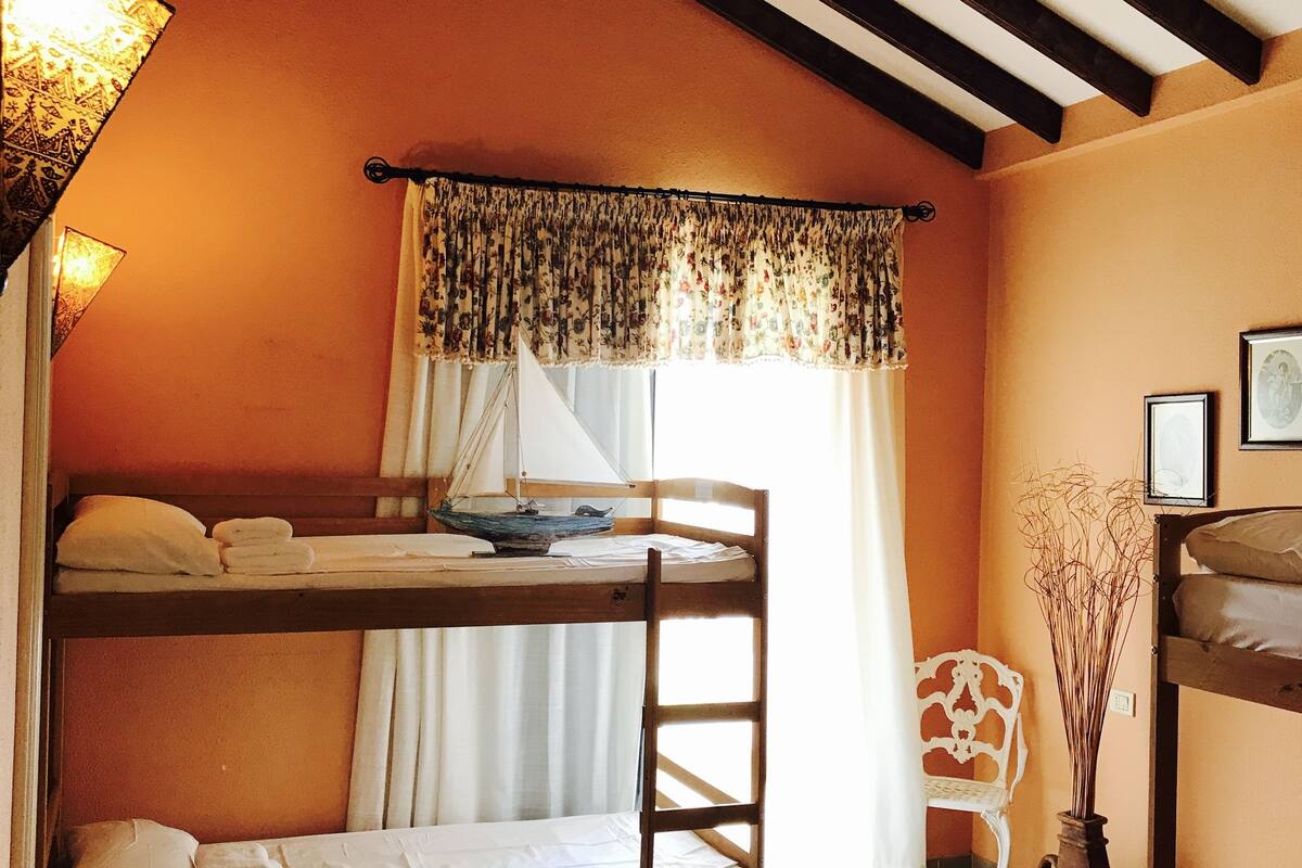Suite Confort, 1 chambre, vue océan | Coffres-forts dans les chambres, lits pliants/supplémentaires
