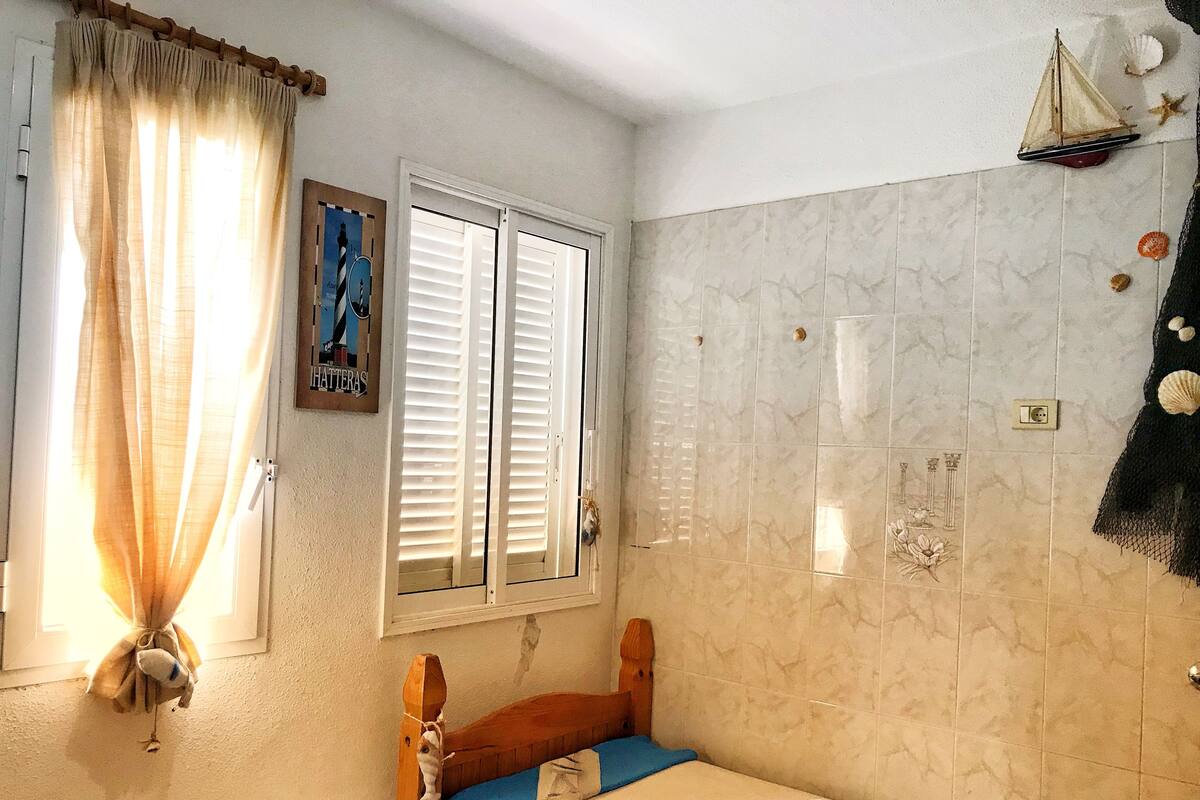 Chambre Économique, 1 lit une place | Coffres-forts dans les chambres, lits pliants/supplémentaires