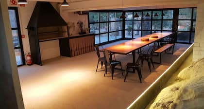 "Masia els Esclopets"