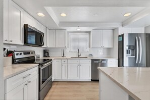 Private kitchen - Horizons West #A-1 on Siesta Key 2 Bedroom Villa Close to the Beach (Sarasota)