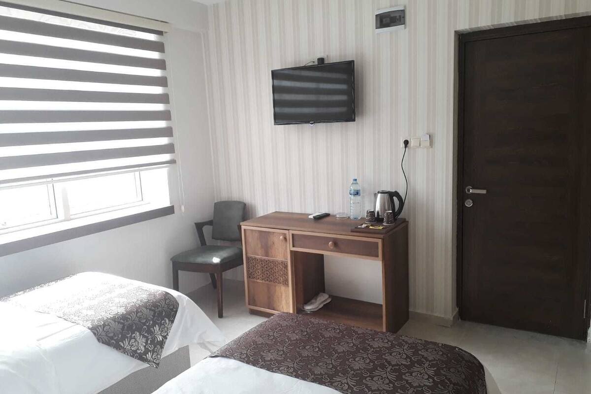 Minibar, WiFi (free), bed sheets