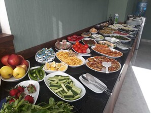 Breakfast buffet - Aren Life Hotel (Antakya)