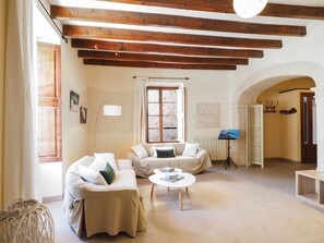 Interior - Casa Galileo (Costitx)