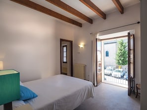 Habitación con cama doble y baño privado | Egyptian cotton sheets, premium bedding, down comforters - Casa Galileo (Costitx)