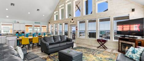 Televisión, videojuegos, reproductor de DVD, mesa de ping pong