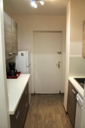 Fridge, microwave, coffee/tea maker