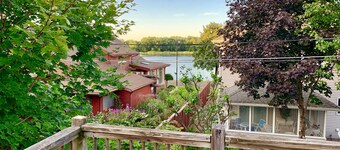Charming Oasis in the Heart of Historic Downtown