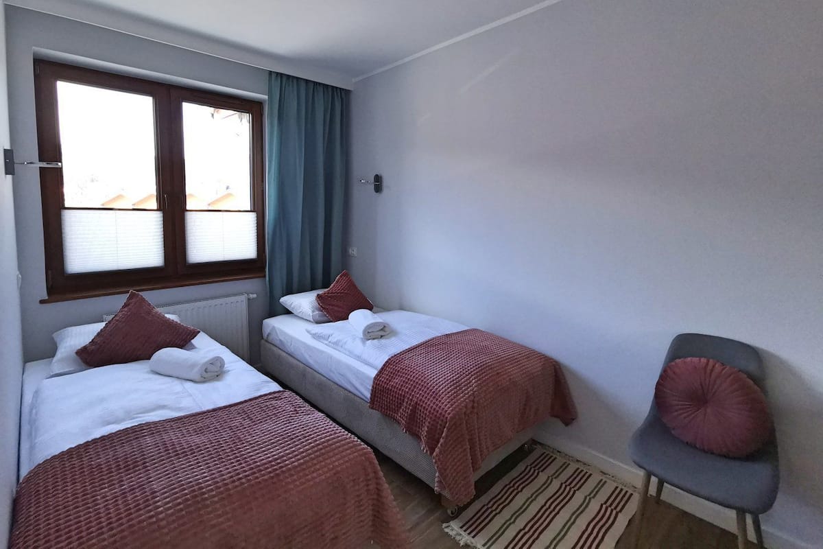 Departamento, vista a la montaña (9/43) | Tabla de planchar con plancha, wifi gratis y ropa de cama