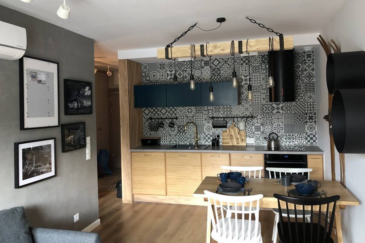 Departamento, vista a la montaña (9/22) | Cocineta privada | Refrigerador, parrilla de estufa, lavavajillas y utensilios de cocina