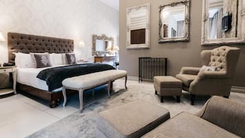 Premium bedding, minibar, in-room safe, desk