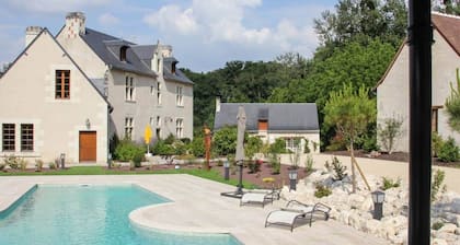 Country House - private garden access to pool