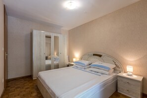 1 sovrum, strykjärn/strykbräda, internet och sängkläder