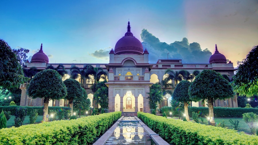 WelcomHeritage Shivavilas Palace