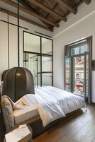 Quarto luxo | Roupas de cama premium, frigobar, cofres nos quartos, escrivaninha