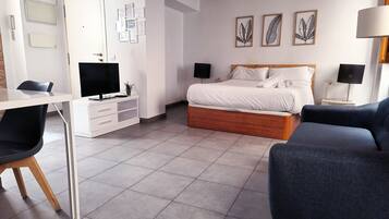 In-room safe, iron/ironing board, free WiFi, bed sheets