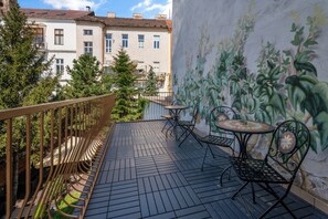 Triple Room with balcony | 露台