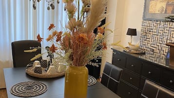豪華開放式套房 | 房內用餐區