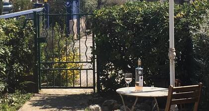 Sur le port de Sausset les Pins - Belle vue mer - Proche des commerces