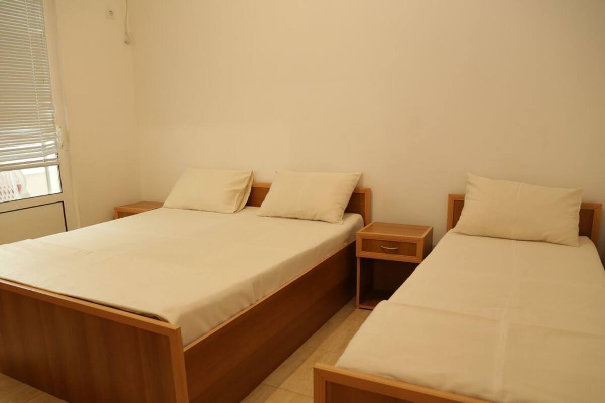 Premium bedding, soundproofing, free WiFi