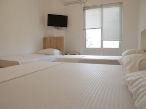 Superior-Studio, Gartenblick | Hochwertige Bettwaren, schallisolierte Zimmer, kostenloses WLAN