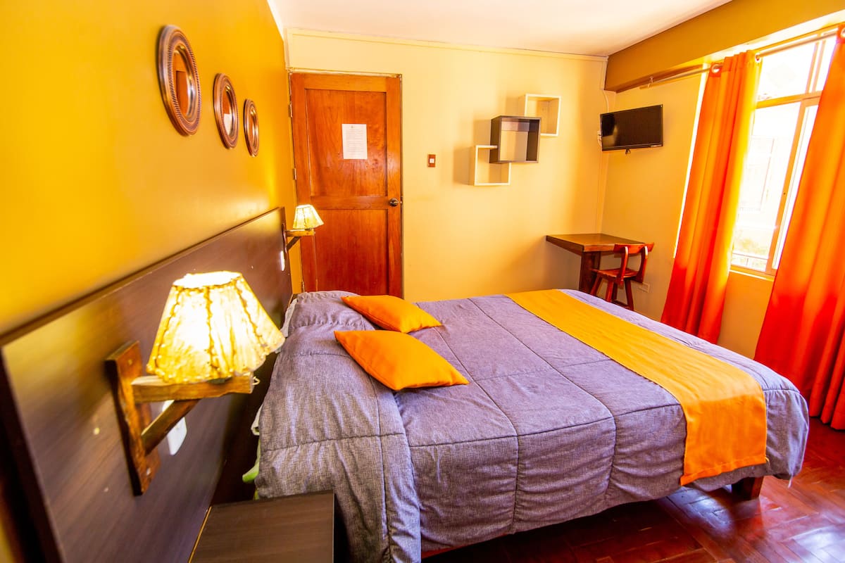 Wifi gratis y ropa de cama