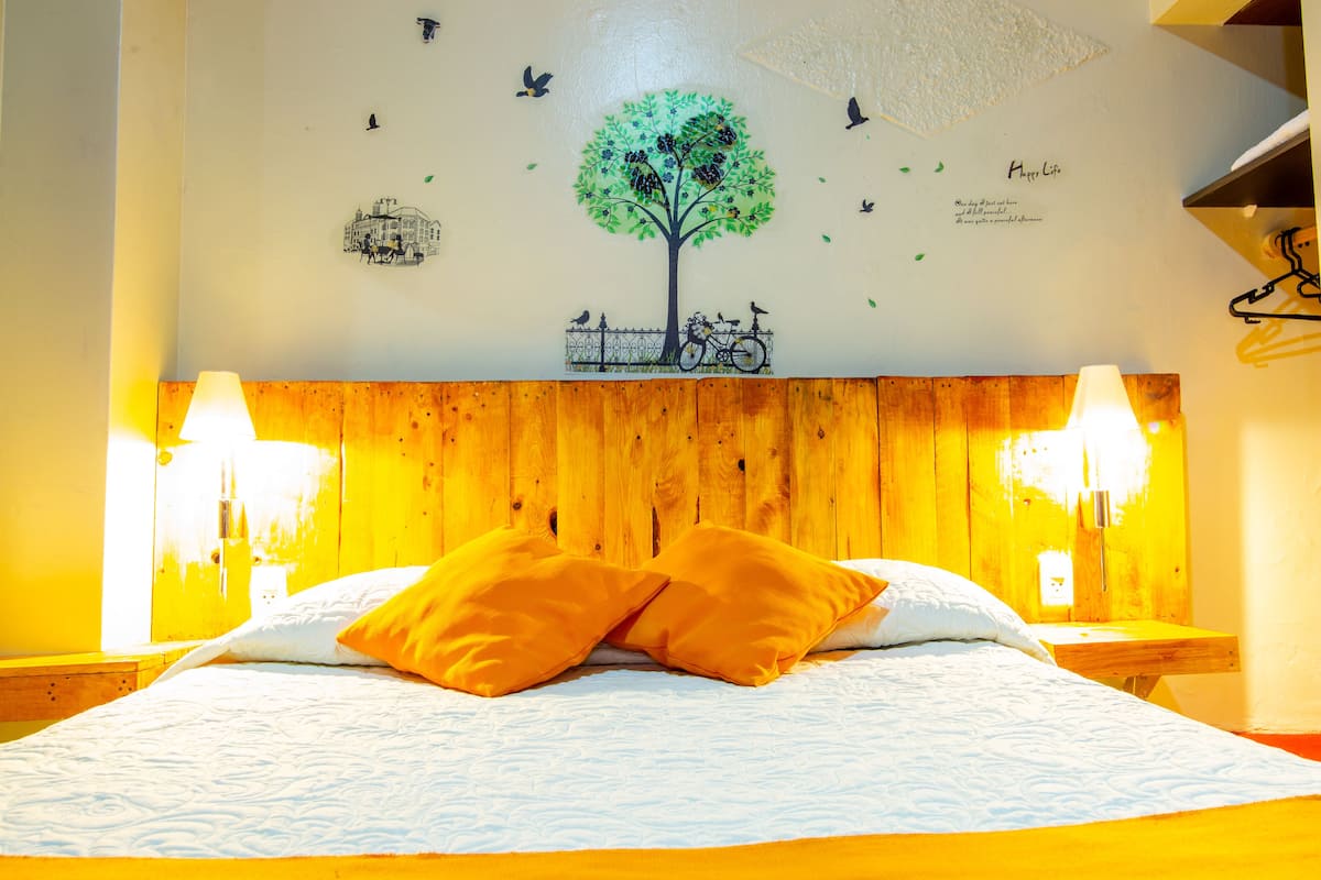 Wifi gratis y ropa de cama