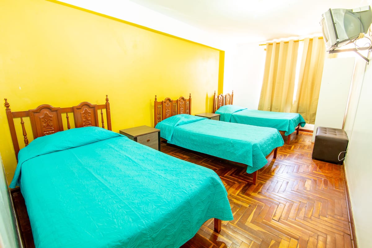 Wifi gratis y ropa de cama