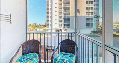 Renovated Beachfront Condo: Modern Comfort, River Views & Endless Relaxation!