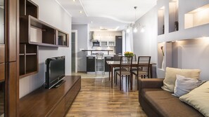 Apartment | Living area | Flat-screen TV - Maya's Flats & Resorts - Piwna (Gdansk)