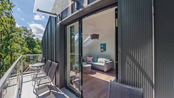 2 habitaciones, espacio para trabajar con laptop y wifi gratis