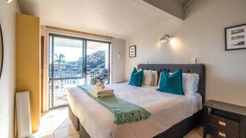 1 chambre, fer et planche Ă repasser, Wi-Fi, draps fournis