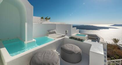 Aesthesis Boutique Villas Fira