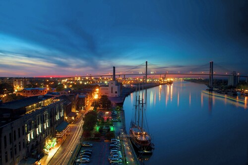 Aloft Savannah Downtown Historic District