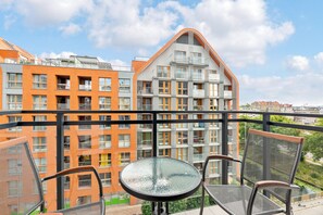 ห้องซูพีเรียสตูดิโอสวีท | ระเบียง