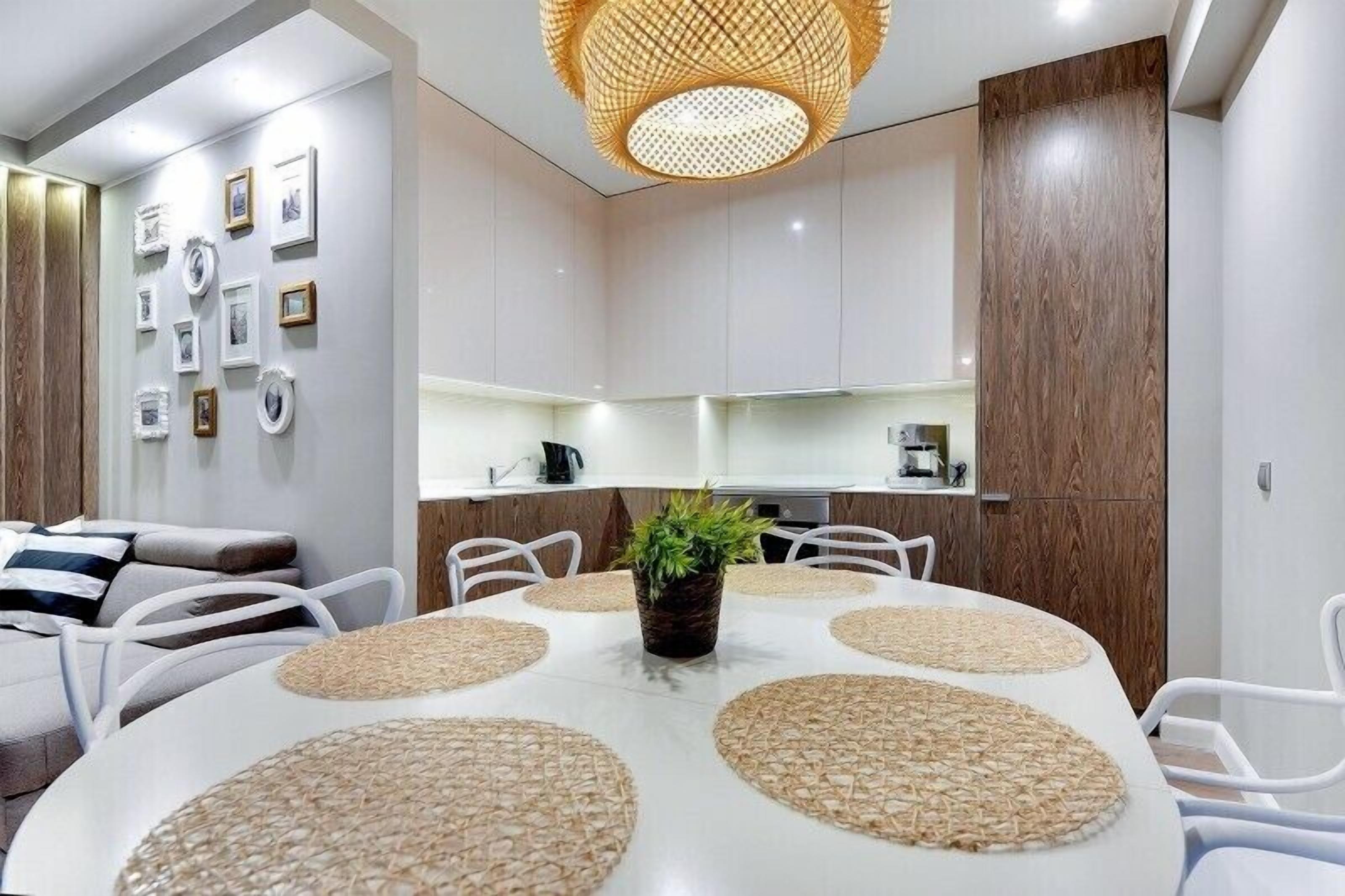 Photo - Aura - Riverside & Parking by Downtown Apartments