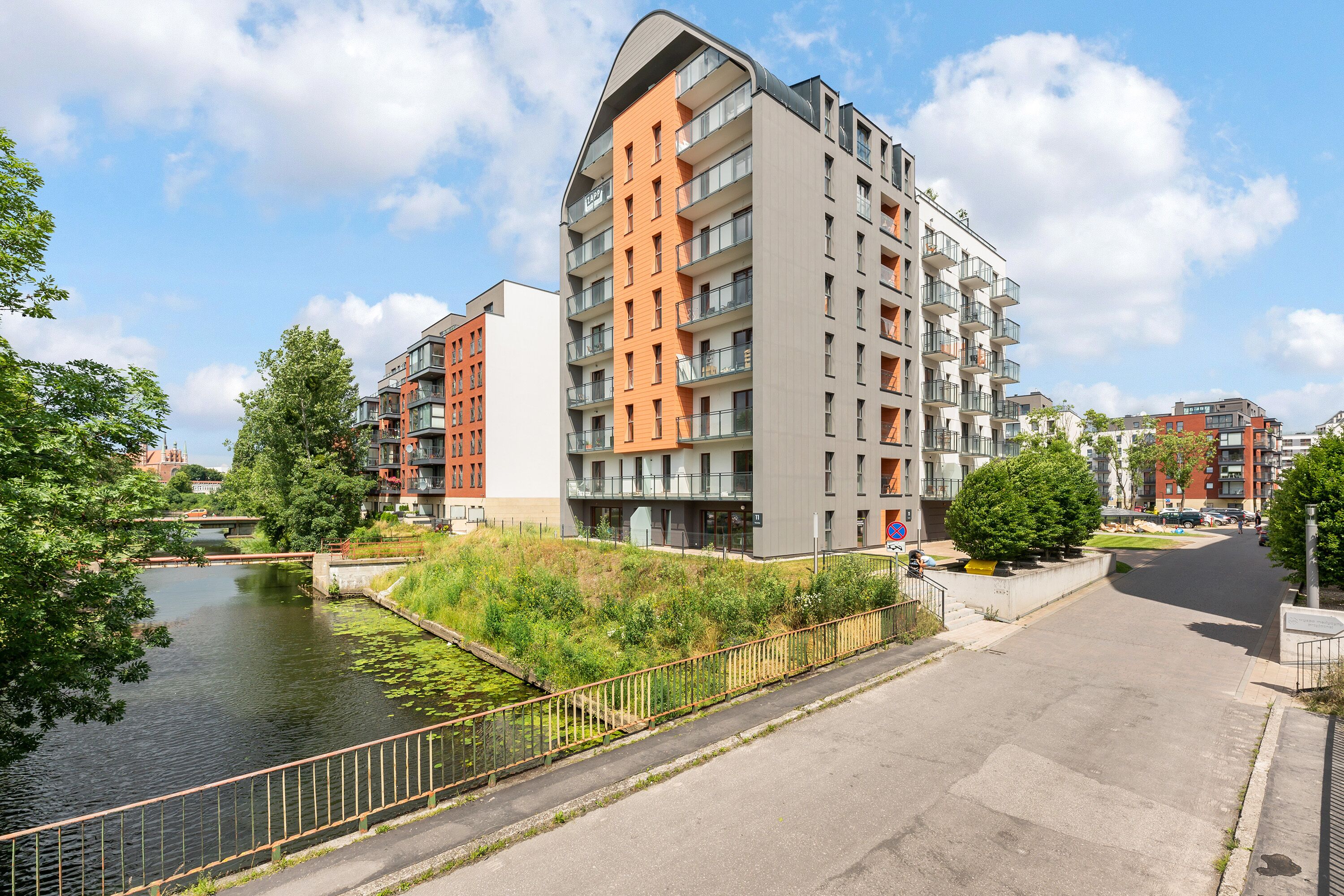 Photo - Aura - Riverside & Parking by Downtown Apartments
